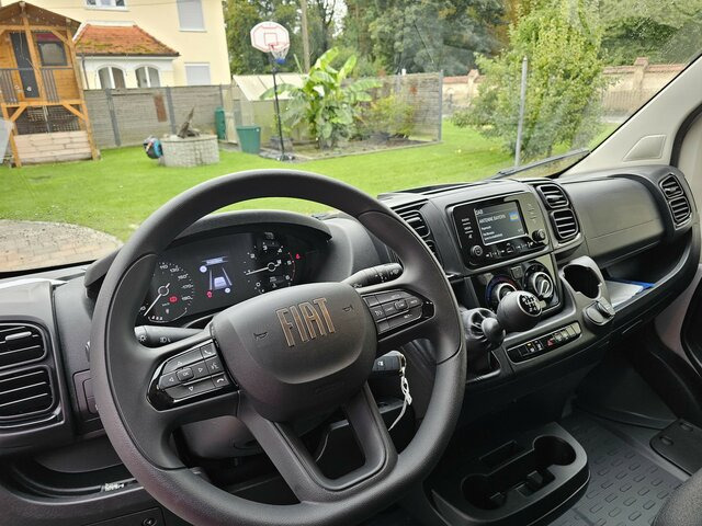 FIAT Ducato MAXI 140 Serie 9.2 2025 L5 Doppelkabine... - Dostavno vozilo s ravnom platformom, Dostavno vozilo s dvostrukom kabinom: slika FIAT Ducato MAXI 140 Serie 9.2 2025 L5 Doppelkabine... - Dostavno vozilo s ravnom platformom, Dostavno vozilo s dvostrukom kabinom FIAT Ducato MAXI 140 Serie 9.2 2025 L5 Doppelkabine... - Dostavno vozilo s ravnom platformom, Dostavno vozilo s dvostrukom kabinom: slika FIAT Ducato MAXI 140 Serie 9.2 2025 L5 Doppelkabine... - Dostavno vozilo s ravnom platformom, Dostavno vozilo s dvostrukom kabinom
