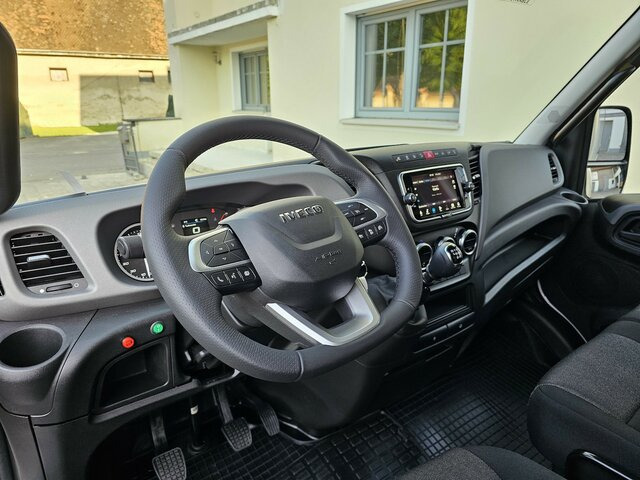 IVECO Daily 35S18 3.0 Koffer LBW Bär ACC LED sofort! - Dostavno vozilo sa zatvorenim sandukom: slika IVECO Daily 35S18 3.0 Koffer LBW Bär ACC LED sofort! - Dostavno vozilo sa zatvorenim sandukom IVECO Daily 35S18 3.0 Koffer LBW Bär ACC LED sofort! - Dostavno vozilo sa zatvorenim sandukom: slika IVECO Daily 35S18 3.0 Koffer LBW Bär ACC LED sofort! - Dostavno vozilo sa zatvorenim sandukom