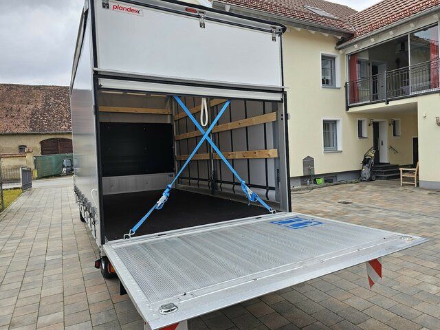 Zakup IVECO Daily 35S18 3.0 Pritsche Plane Ladebordwand AHK IVECO Daily 35S18 3.0 Pritsche Plane Ladebordwand AHK: slika Zakup IVECO Daily 35S18 3.0 Pritsche Plane Ladebordwand AHK IVECO Daily 35S18 3.0 Pritsche Plane Ladebordwand AHK
