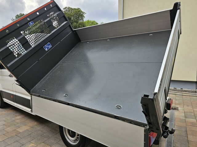 Mali kamion kiper, Dostavno vozilo s dvostrukom kabinom MAN TGE 3.140 Doka L3 Dreiseitenkipper Facelift: slika Mali kamion kiper, Dostavno vozilo s dvostrukom kabinom MAN TGE 3.140 Doka L3 Dreiseitenkipper Facelift