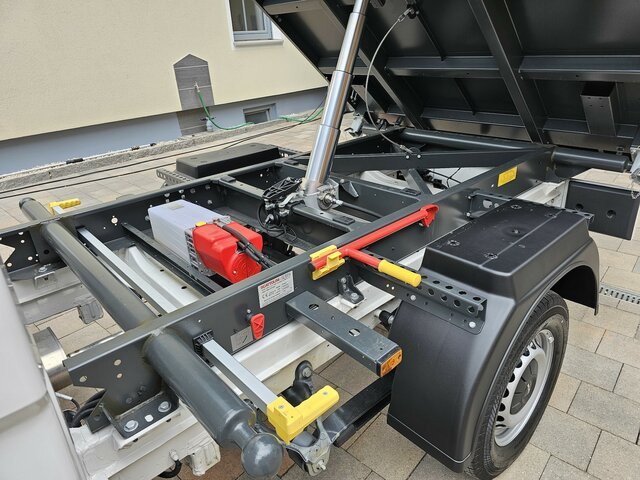 Mali kamion kiper, Dostavno vozilo s dvostrukom kabinom MAN TGE 3.140 Doka L3 Dreiseitenkipper Facelift: slika Mali kamion kiper, Dostavno vozilo s dvostrukom kabinom MAN TGE 3.140 Doka L3 Dreiseitenkipper Facelift