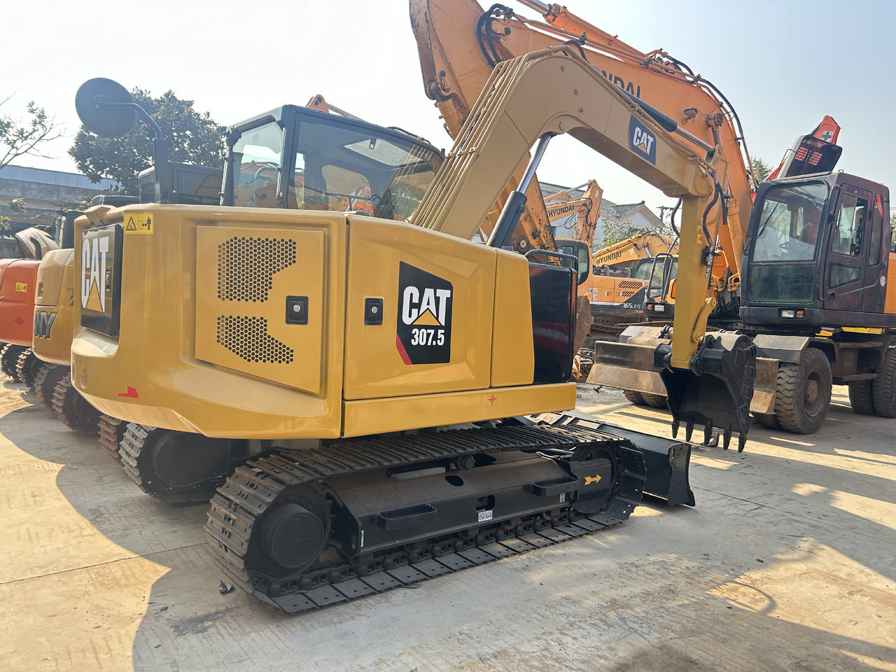 CAT 307.5 Excavator - Mini bager: slika CAT 307.5 Excavator - Mini bager CAT 307.5 Excavator - Mini bager: slika CAT 307.5 Excavator - Mini bager