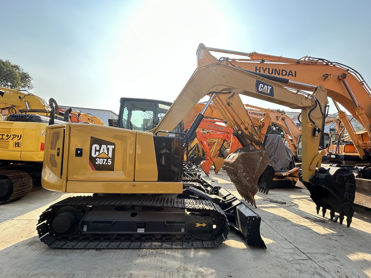 CAT 307.5 Excavator - Mini bager: slika CAT 307.5 Excavator - Mini bager CAT 307.5 Excavator - Mini bager: slika CAT 307.5 Excavator - Mini bager