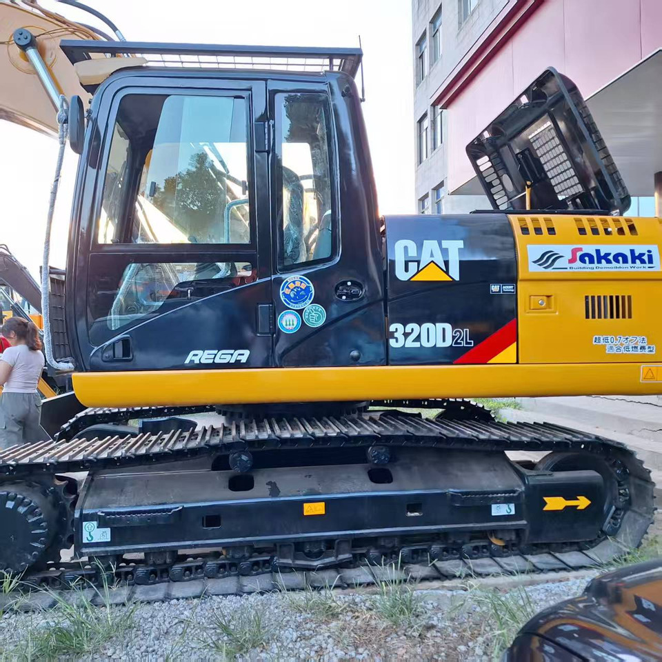 CAT 320D2L Excavator - Bager gusjeničar: slika CAT 320D2L Excavator - Bager gusjeničar CAT 320D2L Excavator - Bager gusjeničar: slika CAT 320D2L Excavator - Bager gusjeničar