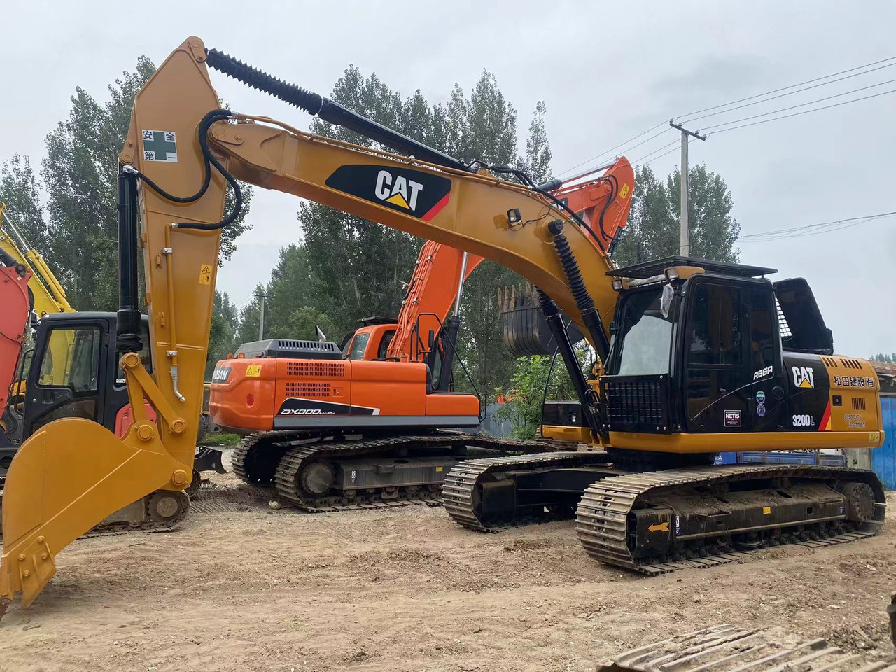 CAT 320DL Excavator - Bager gusjeničar: slika CAT 320DL Excavator - Bager gusjeničar CAT 320DL Excavator - Bager gusjeničar: slika CAT 320DL Excavator - Bager gusjeničar