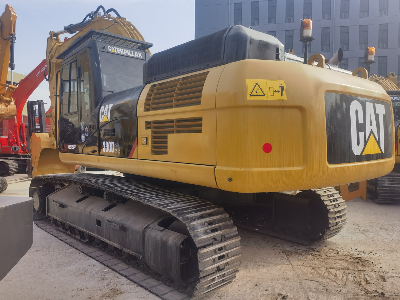 CAT 330D2L Excavator - Bager gusjeničar: slika CAT 330D2L Excavator - Bager gusjeničar CAT 330D2L Excavator - Bager gusjeničar: slika CAT 330D2L Excavator - Bager gusjeničar