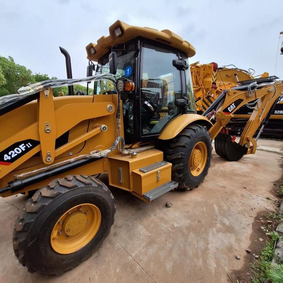 CAT 420F Backhoe Loader - Rovokopač-utovarivač: slika CAT 420F Backhoe Loader - Rovokopač-utovarivač CAT 420F Backhoe Loader - Rovokopač-utovarivač: slika CAT 420F Backhoe Loader - Rovokopač-utovarivač
