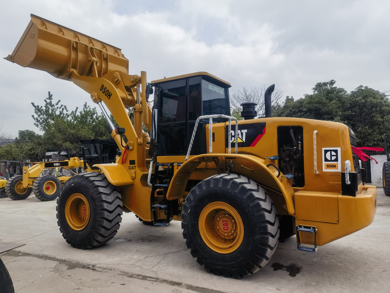 CAT 950H Wheel Loader - Utovarivač na kotačima: slika CAT 950H Wheel Loader - Utovarivač na kotačima CAT 950H Wheel Loader - Utovarivač na kotačima: slika CAT 950H Wheel Loader - Utovarivač na kotačima
