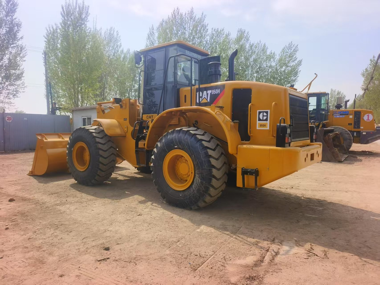 CAT 950H Wheel Loader - Utovarivač na kotačima: slika CAT 950H Wheel Loader - Utovarivač na kotačima CAT 950H Wheel Loader - Utovarivač na kotačima: slika CAT 950H Wheel Loader - Utovarivač na kotačima