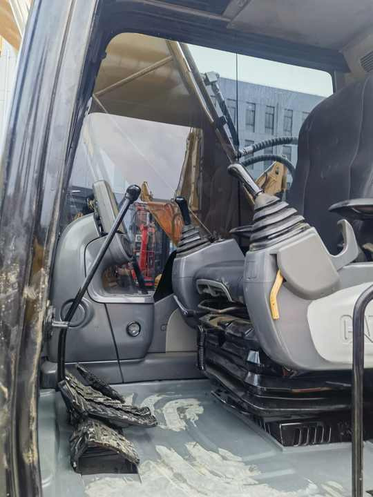 CAT SECOND HAND 320DL 325D excavator CAT 320D2 with perfect function Excavator Japan Cheap used excavators machine FOR SALE - Bager gusjeničar: slika CAT SECOND HAND 320DL 325D excavator CAT 320D2 with perfect function Excavator Japan Cheap used excavators machine FOR SALE - Bager gusjeničar CAT SECOND HAND 320DL 325D excavator CAT 320D2 with perfect function Excavator Japan Cheap used excavators machine FOR SALE - Bager gusjeničar: slika CAT SECOND HAND 320DL 325D excavator CAT 320D2 with perfect function Excavator Japan Cheap used excavators machine FOR SALE - Bager gusjeničar