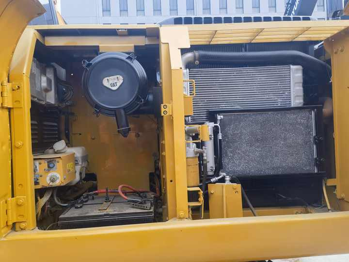 CAT SECOND HAND 320DL 325D excavator CAT 320D2 with perfect function Excavator Japan Cheap used excavators machine FOR SALE - Bager gusjeničar: slika CAT SECOND HAND 320DL 325D excavator CAT 320D2 with perfect function Excavator Japan Cheap used excavators machine FOR SALE - Bager gusjeničar CAT SECOND HAND 320DL 325D excavator CAT 320D2 with perfect function Excavator Japan Cheap used excavators machine FOR SALE - Bager gusjeničar: slika CAT SECOND HAND 320DL 325D excavator CAT 320D2 with perfect function Excavator Japan Cheap used excavators machine FOR SALE - Bager gusjeničar