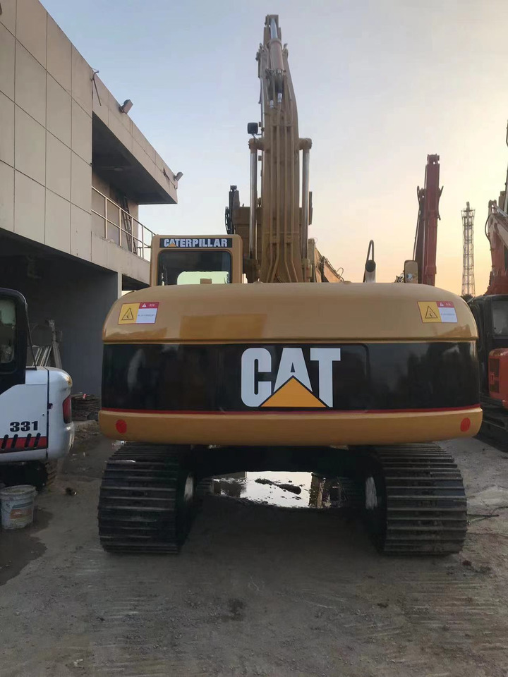 Cat 320c excavator - Bager gusjeničar: slika Cat 320c excavator - Bager gusjeničar Cat 320c excavator - Bager gusjeničar: slika Cat 320c excavator - Bager gusjeničar
