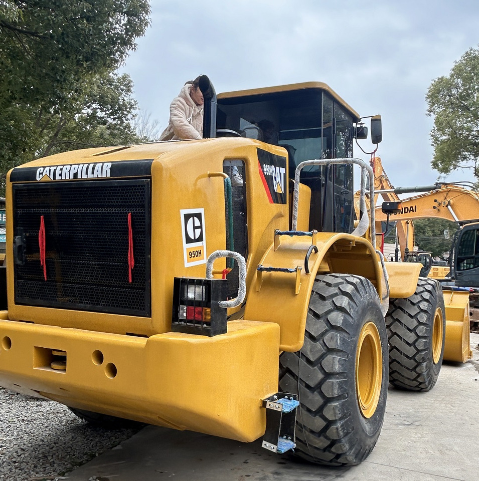 Caterpillar 950H Wheel Loaders - Utovarivač na kotačima: slika Caterpillar 950H Wheel Loaders - Utovarivač na kotačima Caterpillar 950H Wheel Loaders - Utovarivač na kotačima: slika Caterpillar 950H Wheel Loaders - Utovarivač na kotačima
