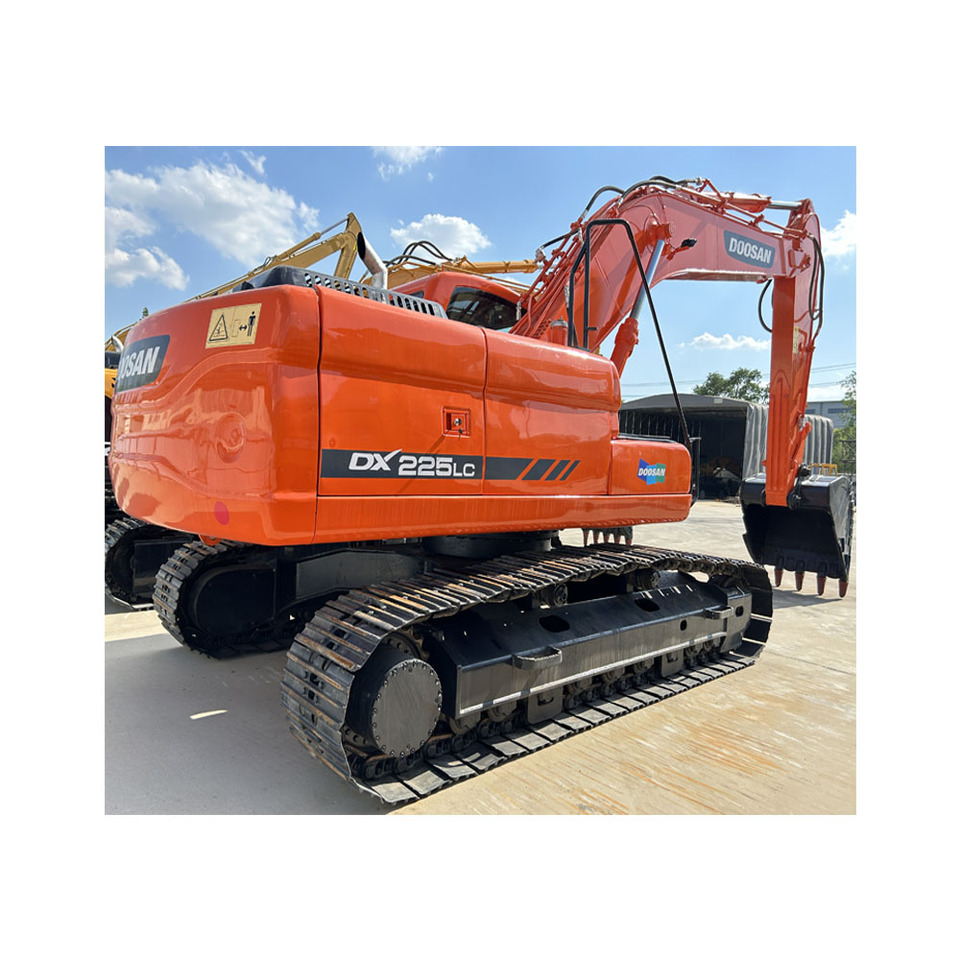 DOOSAN Doosan DX225LC Crawler excavator - Bager gusjeničar: slika DOOSAN Doosan DX225LC Crawler excavator - Bager gusjeničar DOOSAN Doosan DX225LC Crawler excavator - Bager gusjeničar: slika DOOSAN Doosan DX225LC Crawler excavator - Bager gusjeničar