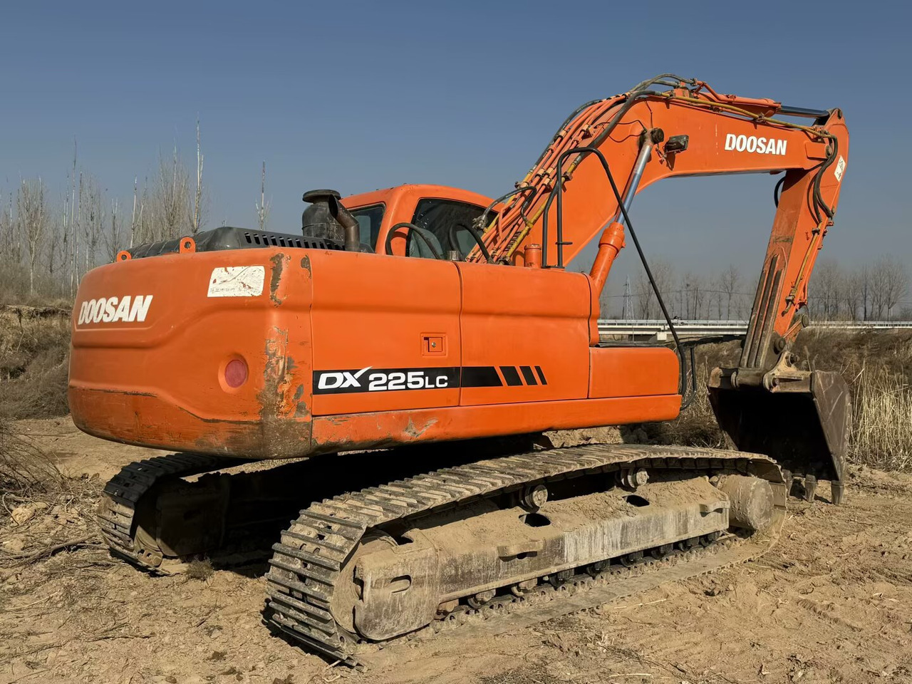 DOOSAN Doosan DX225LC Crawler excavator - Bager gusjeničar: slika DOOSAN Doosan DX225LC Crawler excavator - Bager gusjeničar DOOSAN Doosan DX225LC Crawler excavator - Bager gusjeničar: slika DOOSAN Doosan DX225LC Crawler excavator - Bager gusjeničar