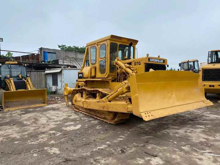High Performance and Excellent Condition Used CAT D7G Crawler Bulldozer Original Caterpillar for sale in stock - Buldožer: slika High Performance and Excellent Condition Used CAT D7G Crawler Bulldozer Original Caterpillar for sale in stock - Buldožer High Performance and Excellent Condition Used CAT D7G Crawler Bulldozer Original Caterpillar for sale in stock - Buldožer: slika High Performance and Excellent Condition Used CAT D7G Crawler Bulldozer Original Caterpillar for sale in stock - Buldožer