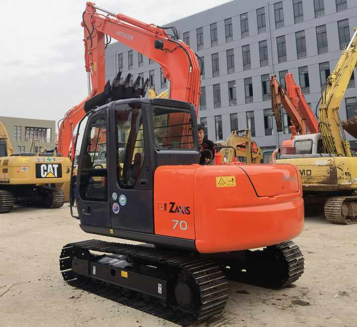 High Quality and good performance Used Japan Hitachi ZX70 Excavator second Hand excavator for sale in china - Bager gusjeničar: slika High Quality and good performance Used Japan Hitachi ZX70 Excavator second Hand excavator for sale in china - Bager gusjeničar High Quality and good performance Used Japan Hitachi ZX70 Excavator second Hand excavator for sale in china - Bager gusjeničar: slika High Quality and good performance Used Japan Hitachi ZX70 Excavator second Hand excavator for sale in china - Bager gusjeničar