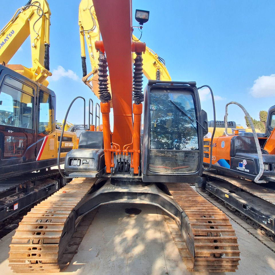 Hitachi ZX120-6 excavator - Bager gusjeničar: slika Hitachi ZX120-6 excavator - Bager gusjeničar Hitachi ZX120-6 excavator - Bager gusjeničar: slika Hitachi ZX120-6 excavator - Bager gusjeničar