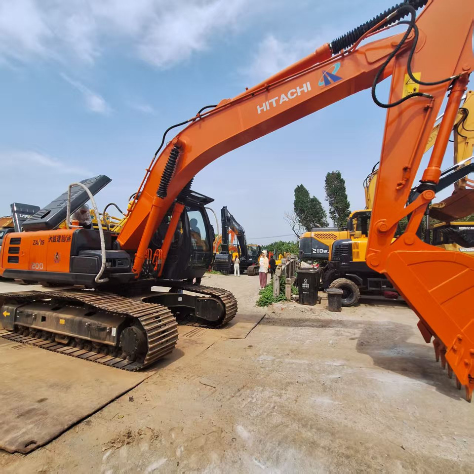 Hitachi ZX200 Excavator - Bager gusjeničar: slika Hitachi ZX200 Excavator - Bager gusjeničar Hitachi ZX200 Excavator - Bager gusjeničar: slika Hitachi ZX200 Excavator - Bager gusjeničar