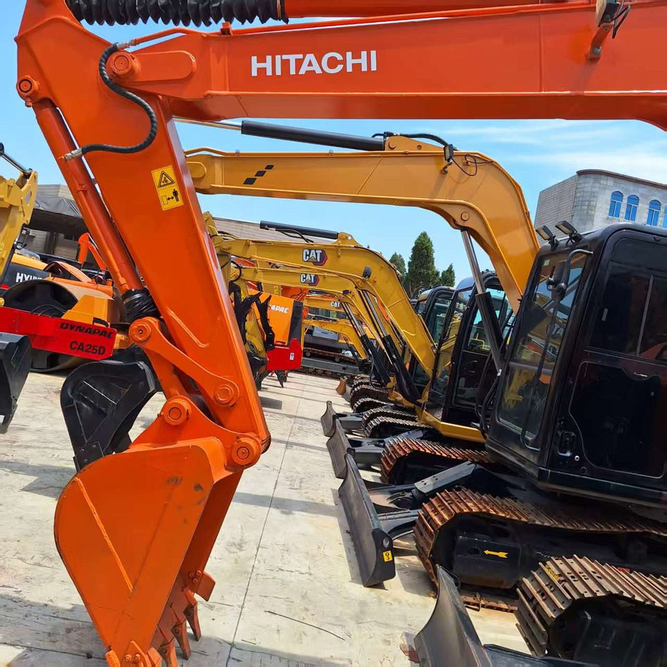 Hitachi ZX70 Excavator - Bager gusjeničar: slika Hitachi ZX70 Excavator - Bager gusjeničar Hitachi ZX70 Excavator - Bager gusjeničar: slika Hitachi ZX70 Excavator - Bager gusjeničar