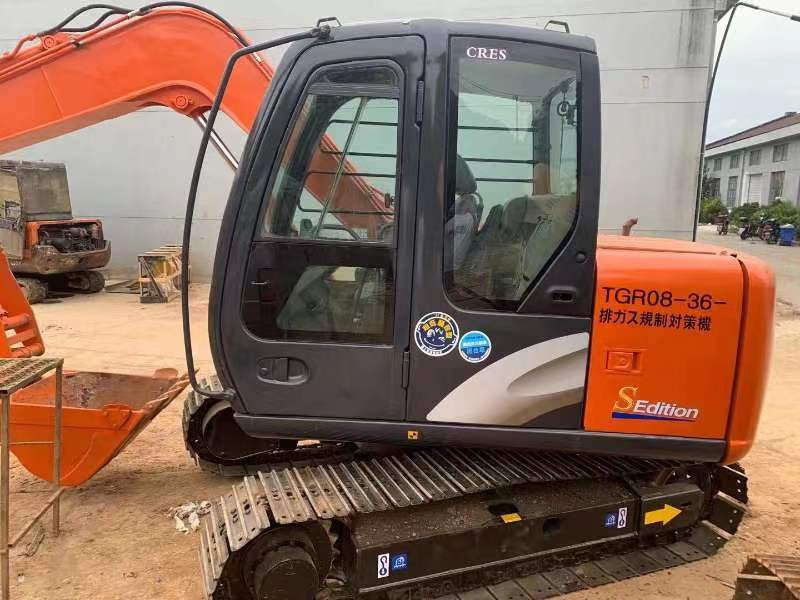 Hitachi ZX70 Excavator - Bager gusjeničar: slika Hitachi ZX70 Excavator - Bager gusjeničar Hitachi ZX70 Excavator - Bager gusjeničar: slika Hitachi ZX70 Excavator - Bager gusjeničar