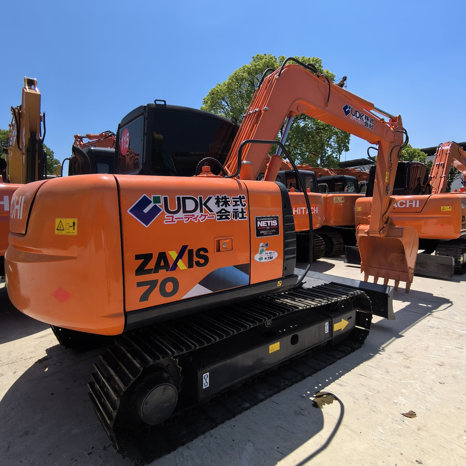 Hitachi Zx70 Crawler Excavator - Mini bager: slika Hitachi Zx70 Crawler Excavator - Mini bager Hitachi Zx70 Crawler Excavator - Mini bager: slika Hitachi Zx70 Crawler Excavator - Mini bager