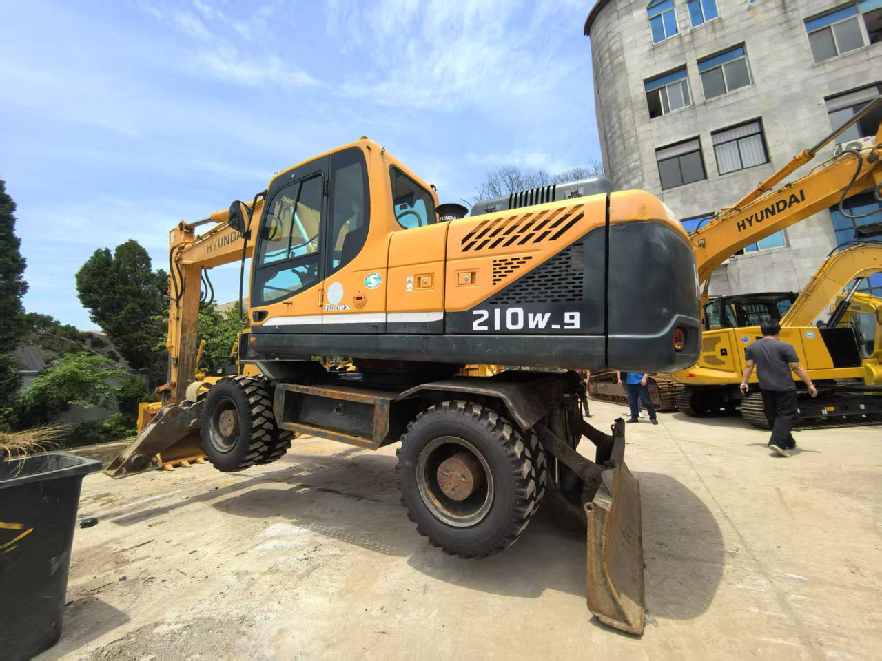 Hyundai 210w-9 wheel excavator - Bager na kotačima: slika Hyundai 210w-9 wheel excavator - Bager na kotačima Hyundai 210w-9 wheel excavator - Bager na kotačima: slika Hyundai 210w-9 wheel excavator - Bager na kotačima