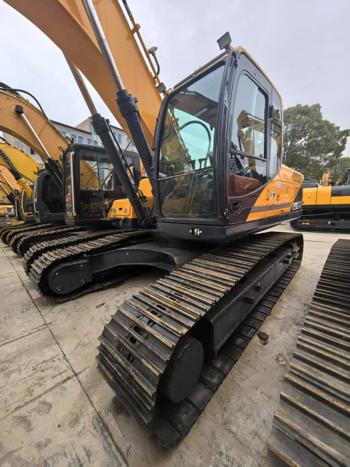 Hyundai 220LC-9S Excavator - Bager gusjeničar: slika Hyundai 220LC-9S Excavator - Bager gusjeničar Hyundai 220LC-9S Excavator - Bager gusjeničar: slika Hyundai 220LC-9S Excavator - Bager gusjeničar