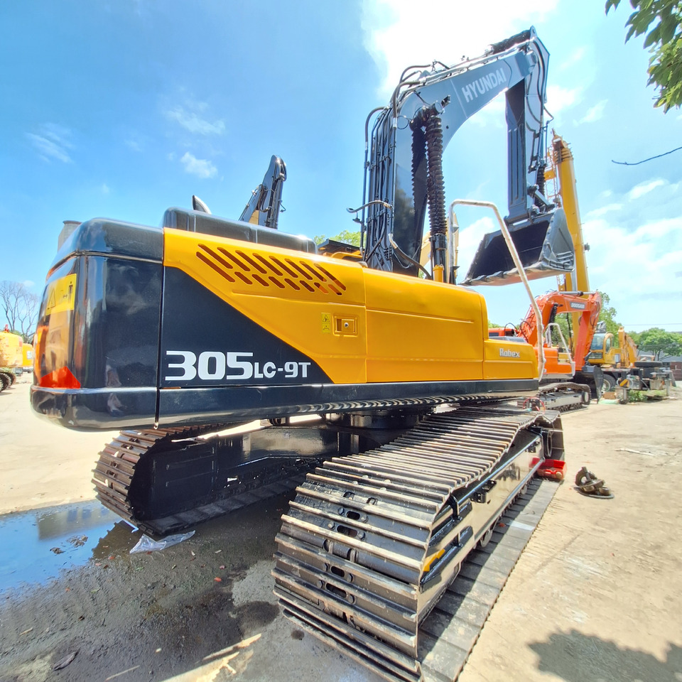 Hyundai 305LC-9T Excavator - Bager gusjeničar: slika Hyundai 305LC-9T Excavator - Bager gusjeničar Hyundai 305LC-9T Excavator - Bager gusjeničar: slika Hyundai 305LC-9T Excavator - Bager gusjeničar