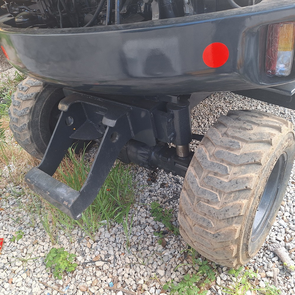 Hyundai 60vs  excavator - Bager na kotačima: slika  Hyundai 60vs  excavator - Bager na kotačima Hyundai 60vs  excavator - Bager na kotačima: slika  Hyundai 60vs  excavator - Bager na kotačima