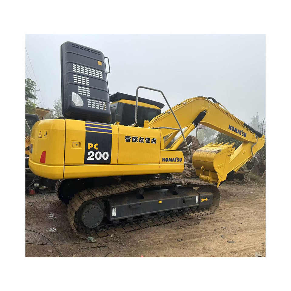 Komatsu PC200-7 excavator - Bager gusjeničar: slika Komatsu PC200-7 excavator - Bager gusjeničar Komatsu PC200-7 excavator - Bager gusjeničar: slika Komatsu PC200-7 excavator - Bager gusjeničar
