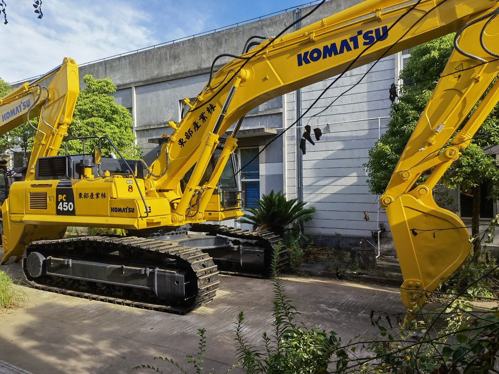 Komatsu PC450 -8 - Bager gusjeničar: slika Komatsu PC450 -8 - Bager gusjeničar Komatsu PC450 -8 - Bager gusjeničar: slika Komatsu PC450 -8 - Bager gusjeničar