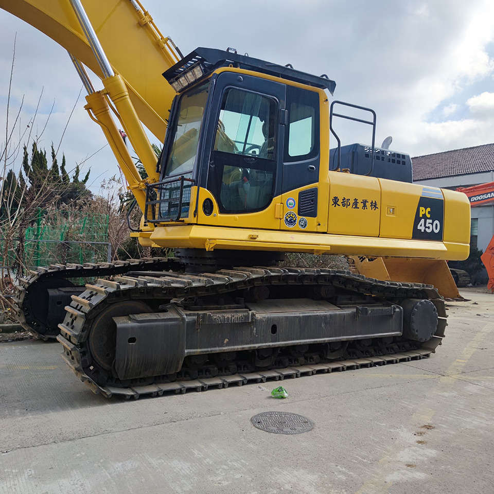Komatsu PC450 -8 - Bager gusjeničar: slika Komatsu PC450 -8 - Bager gusjeničar Komatsu PC450 -8 - Bager gusjeničar: slika Komatsu PC450 -8 - Bager gusjeničar