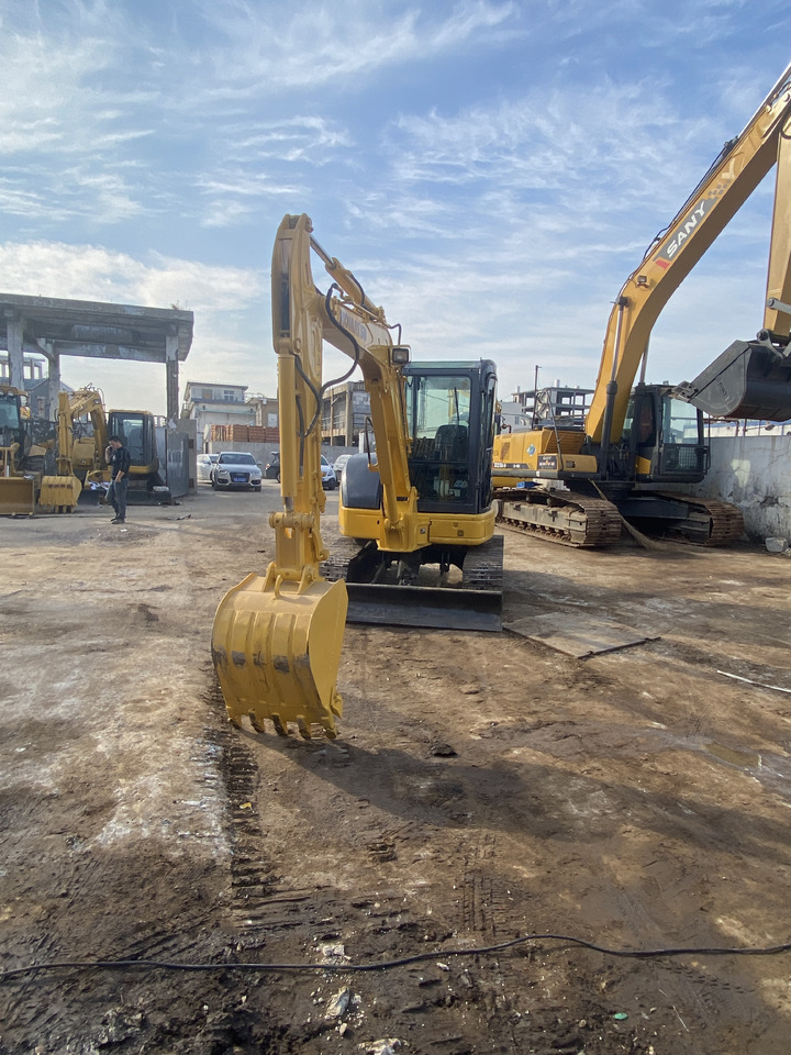 Komatsu PC55MR - Mini bager: slika Komatsu PC55MR - Mini bager Komatsu PC55MR - Mini bager: slika Komatsu PC55MR - Mini bager