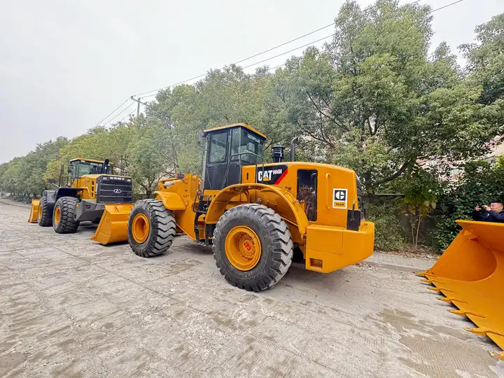 Loader Wheel Loader With Automatic Caterpillar 966H Engine High Operating Efficiency cat966H FOR SALE - Utovarivač na kotačima: slika Loader Wheel Loader With Automatic Caterpillar 966H Engine High Operating Efficiency cat966H FOR SALE - Utovarivač na kotačima Loader Wheel Loader With Automatic Caterpillar 966H Engine High Operating Efficiency cat966H FOR SALE - Utovarivač na kotačima: slika Loader Wheel Loader With Automatic Caterpillar 966H Engine High Operating Efficiency cat966H FOR SALE - Utovarivač na kotačima