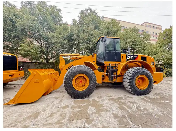 Loader Wheel Loader With Automatic Caterpillar 966H Engine High Operating Efficiency cat966H FOR SALE - Utovarivač na kotačima: slika Loader Wheel Loader With Automatic Caterpillar 966H Engine High Operating Efficiency cat966H FOR SALE - Utovarivač na kotačima Loader Wheel Loader With Automatic Caterpillar 966H Engine High Operating Efficiency cat966H FOR SALE - Utovarivač na kotačima: slika Loader Wheel Loader With Automatic Caterpillar 966H Engine High Operating Efficiency cat966H FOR SALE - Utovarivač na kotačima
