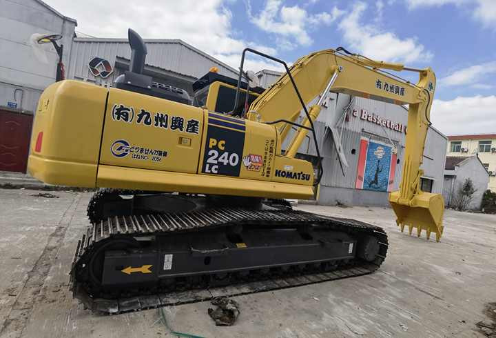Made in Japan Used Excavator Komatsu PC240LC-8 SECOND HAND Komatsu PC240-8 Digging for Sale - Bager gusjeničar: slika Made in Japan Used Excavator Komatsu PC240LC-8 SECOND HAND Komatsu PC240-8 Digging for Sale - Bager gusjeničar Made in Japan Used Excavator Komatsu PC240LC-8 SECOND HAND Komatsu PC240-8 Digging for Sale - Bager gusjeničar: slika Made in Japan Used Excavator Komatsu PC240LC-8 SECOND HAND Komatsu PC240-8 Digging for Sale - Bager gusjeničar