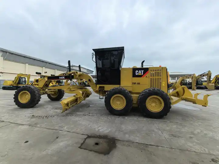 Original Caterpillar brand motor grader 140K CAT road construction grader USA made 140K for sale - Grejder: slika Original Caterpillar brand motor grader 140K CAT road construction grader USA made 140K for sale - Grejder Original Caterpillar brand motor grader 140K CAT road construction grader USA made 140K for sale - Grejder: slika Original Caterpillar brand motor grader 140K CAT road construction grader USA made 140K for sale - Grejder