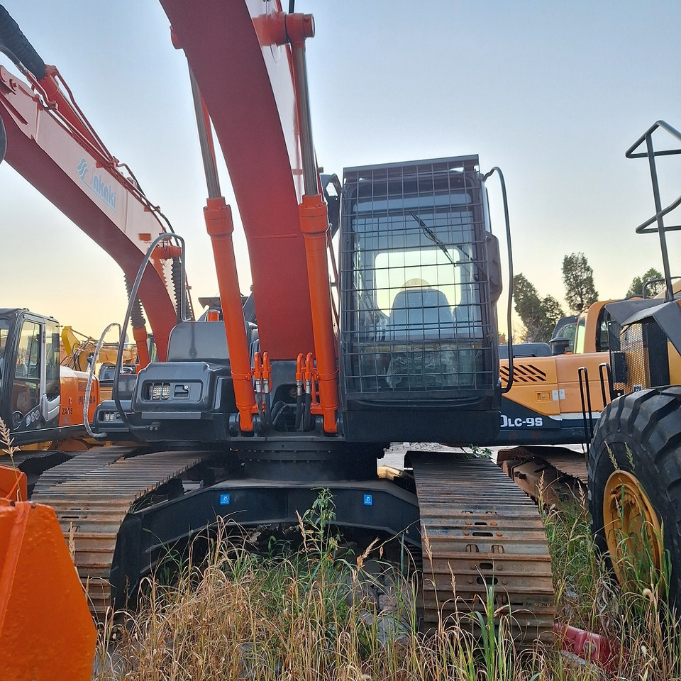 Second hand Hitachi ZX200G excavator - Bager: slika Second hand Hitachi ZX200G excavator - Bager Second hand Hitachi ZX200G excavator - Bager: slika Second hand Hitachi ZX200G excavator - Bager