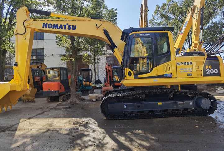 Secondhand komatsu pc220-8 excavator low price high quality Japan Komatsu Excavator PC220-8 for sale - Bager gusjeničar: slika Secondhand komatsu pc220-8 excavator low price high quality Japan Komatsu Excavator PC220-8 for sale - Bager gusjeničar Secondhand komatsu pc220-8 excavator low price high quality Japan Komatsu Excavator PC220-8 for sale - Bager gusjeničar: slika Secondhand komatsu pc220-8 excavator low price high quality Japan Komatsu Excavator PC220-8 for sale - Bager gusjeničar