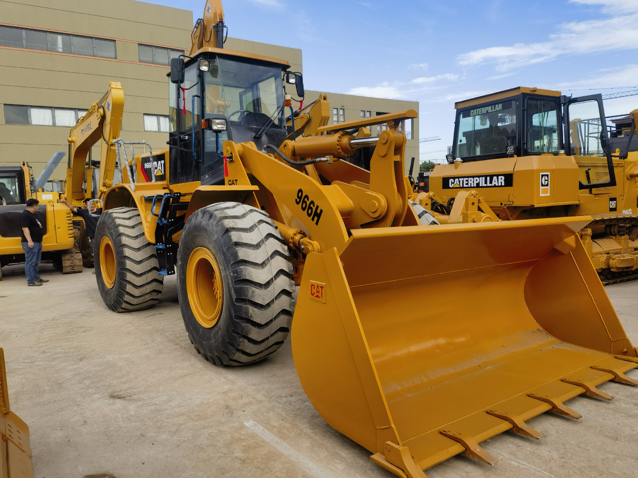 Used CAT 966H Wheel Loader - Utovarivač na kotačima: slika Used CAT 966H Wheel Loader - Utovarivač na kotačima Used CAT 966H Wheel Loader - Utovarivač na kotačima: slika Used CAT 966H Wheel Loader - Utovarivač na kotačima