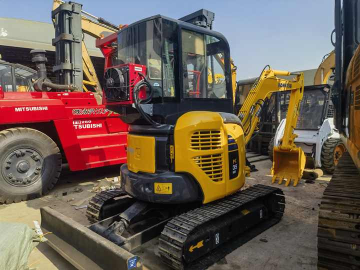 Used Komatsu PC70-8 mini digger original Japan Komatsu PC70 PC78 PC60 PC35mr PC40mr PC55mr small excavator on sale - Bager gusjeničar: slika Used Komatsu PC70-8 mini digger original Japan Komatsu PC70 PC78 PC60 PC35mr PC40mr PC55mr small excavator on sale - Bager gusjeničar Used Komatsu PC70-8 mini digger original Japan Komatsu PC70 PC78 PC60 PC35mr PC40mr PC55mr small excavator on sale - Bager gusjeničar: slika Used Komatsu PC70-8 mini digger original Japan Komatsu PC70 PC78 PC60 PC35mr PC40mr PC55mr small excavator on sale - Bager gusjeničar