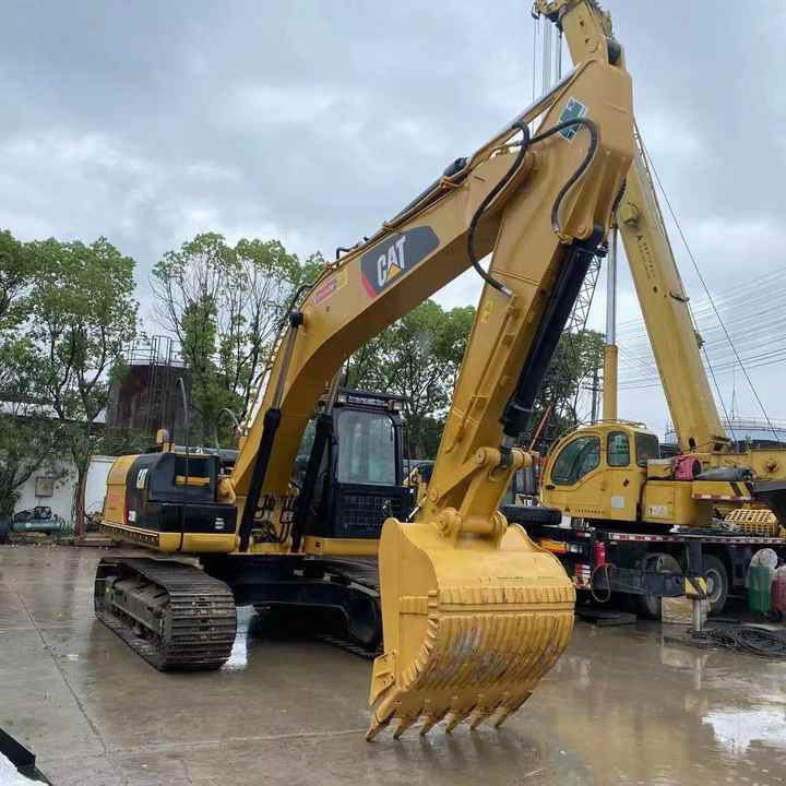 Used cheap hydraulic crawler excavator 20 ton caterpillar 320D2 excavator for sale - Bager gusjeničar: slika Used cheap hydraulic crawler excavator 20 ton caterpillar 320D2 excavator for sale - Bager gusjeničar Used cheap hydraulic crawler excavator 20 ton caterpillar 320D2 excavator for sale - Bager gusjeničar: slika Used cheap hydraulic crawler excavator 20 ton caterpillar 320D2 excavator for sale - Bager gusjeničar