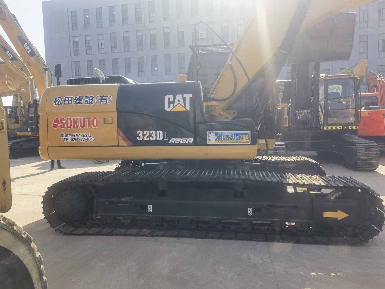Cat 323d excavators - Bager: slika cat 323d excavators - Bager Cat 323d excavators - Bager: slika cat 323d excavators - Bager