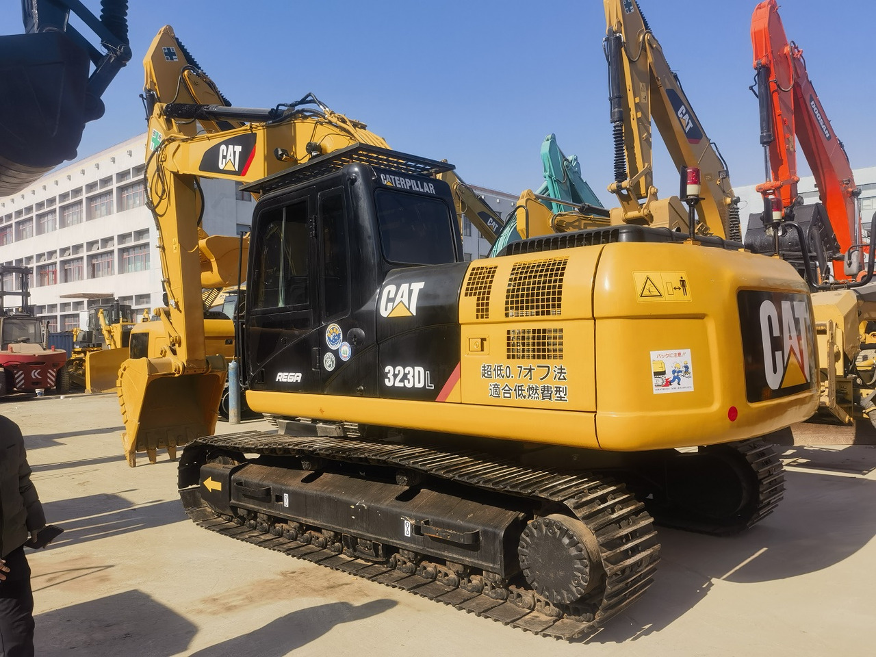 Cat 323d excavators - Bager: slika cat 323d excavators - Bager Cat 323d excavators - Bager: slika cat 323d excavators - Bager