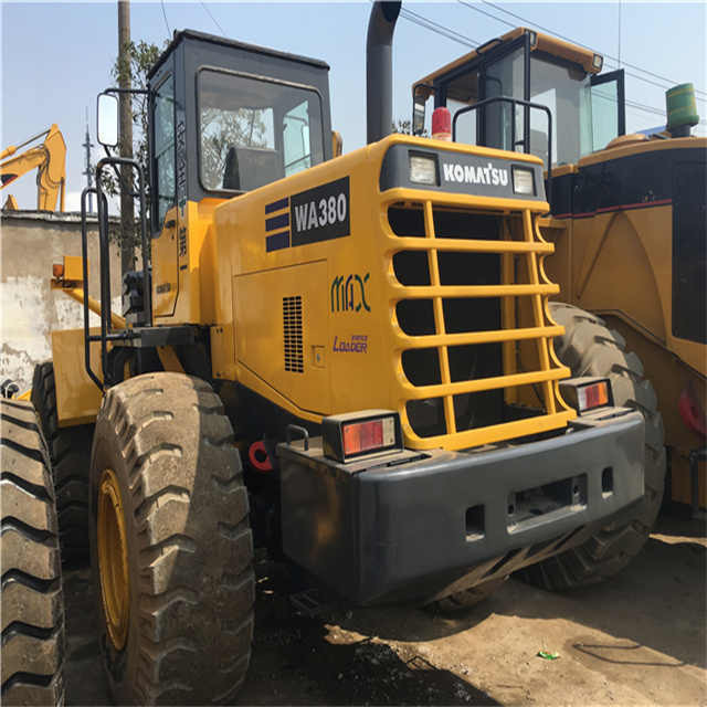 Second hand wheel loader Komatsu used Wheel loader WA320-3 WA320-1 WA380-3 cheap for sale - Utovarivač na kotačima: slika second hand wheel loader Komatsu used Wheel loader WA320-3 WA320-1 WA380-3 cheap for sale - Utovarivač na kotačima Second hand wheel loader Komatsu used Wheel loader WA320-3 WA320-1 WA380-3 cheap for sale - Utovarivač na kotačima: slika second hand wheel loader Komatsu used Wheel loader WA320-3 WA320-1 WA380-3 cheap for sale - Utovarivač na kotačima
