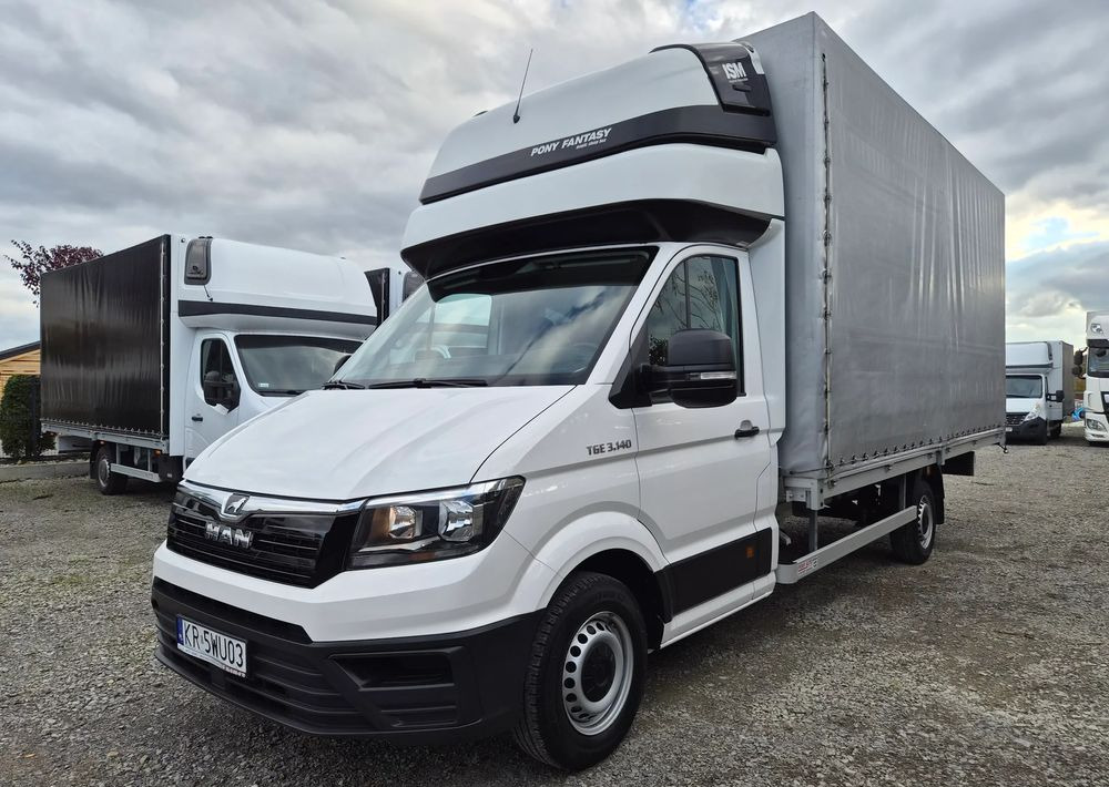 MAN TGE 10 PALET zaw.poduszki 2021r EURO 6 - Dostavno vozilo s ravnom platformom: slika MAN TGE 10 PALET zaw.poduszki 2021r EURO 6 - Dostavno vozilo s ravnom platformom MAN TGE 10 PALET zaw.poduszki 2021r EURO 6 - Dostavno vozilo s ravnom platformom: slika MAN TGE 10 PALET zaw.poduszki 2021r EURO 6 - Dostavno vozilo s ravnom platformom