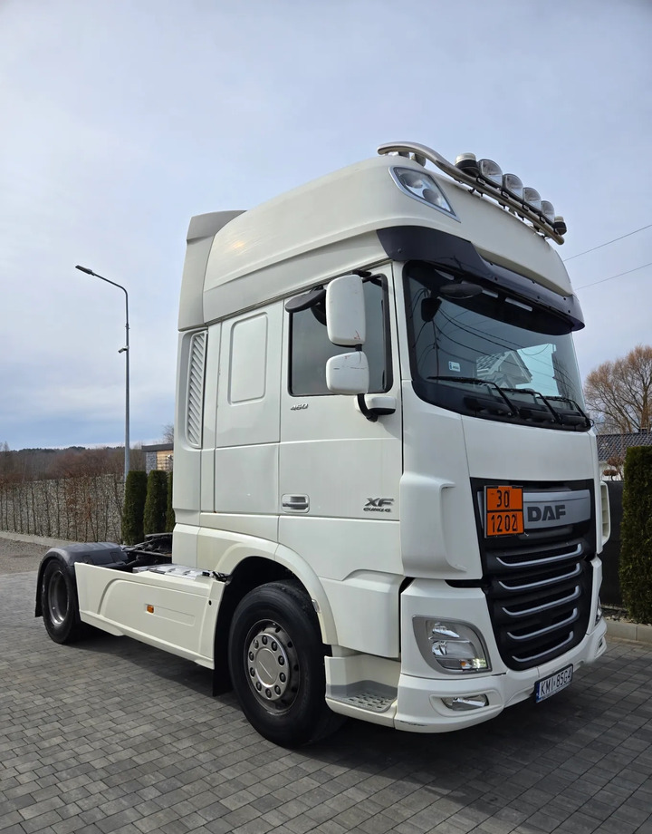 DAF XF 480 SUPER SPACE CAB - Tegljač: slika DAF XF 480 SUPER SPACE CAB - Tegljač DAF XF 480 SUPER SPACE CAB - Tegljač: slika DAF XF 480 SUPER SPACE CAB - Tegljač