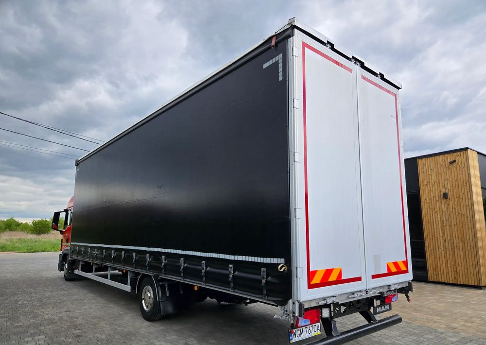 MAN TGL 12.250 - Tegljač: slika MAN TGL 12.250 - Tegljač MAN TGL 12.250 - Tegljač: slika MAN TGL 12.250 - Tegljač