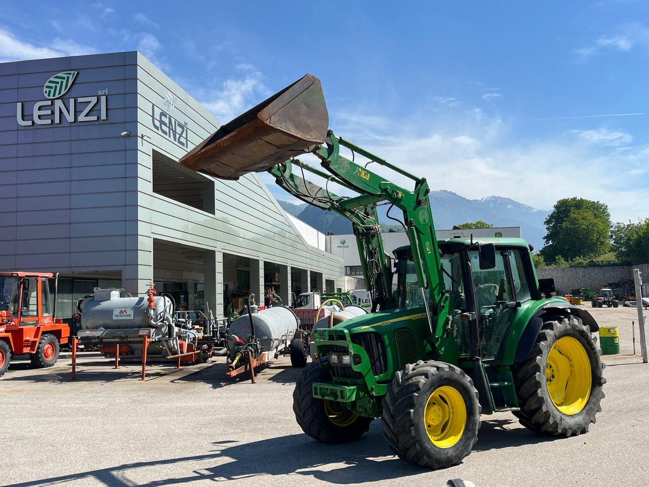 JOHN DEERE 6320 - Traktor: slika JOHN DEERE 6320 - Traktor JOHN DEERE 6320 - Traktor: slika JOHN DEERE 6320 - Traktor
